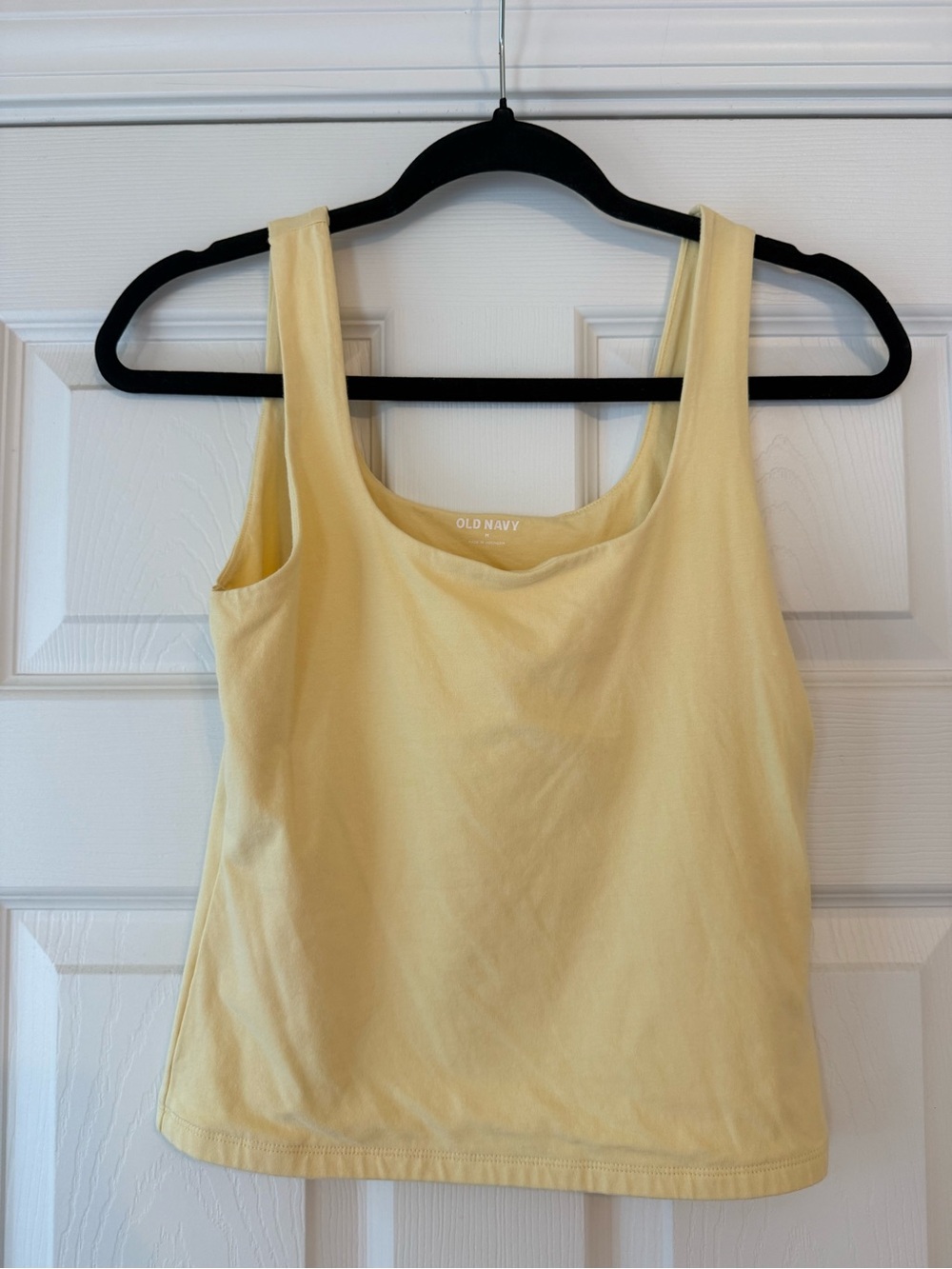 Old Navy Pale Yellow Scoop Neck Tank